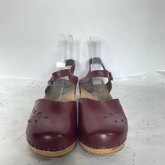 Vollsjo Wine Burgundy Leather Wood Swedish Clogs Mary Jane Ankle Strap - Size 38 - Picture 5 of 13